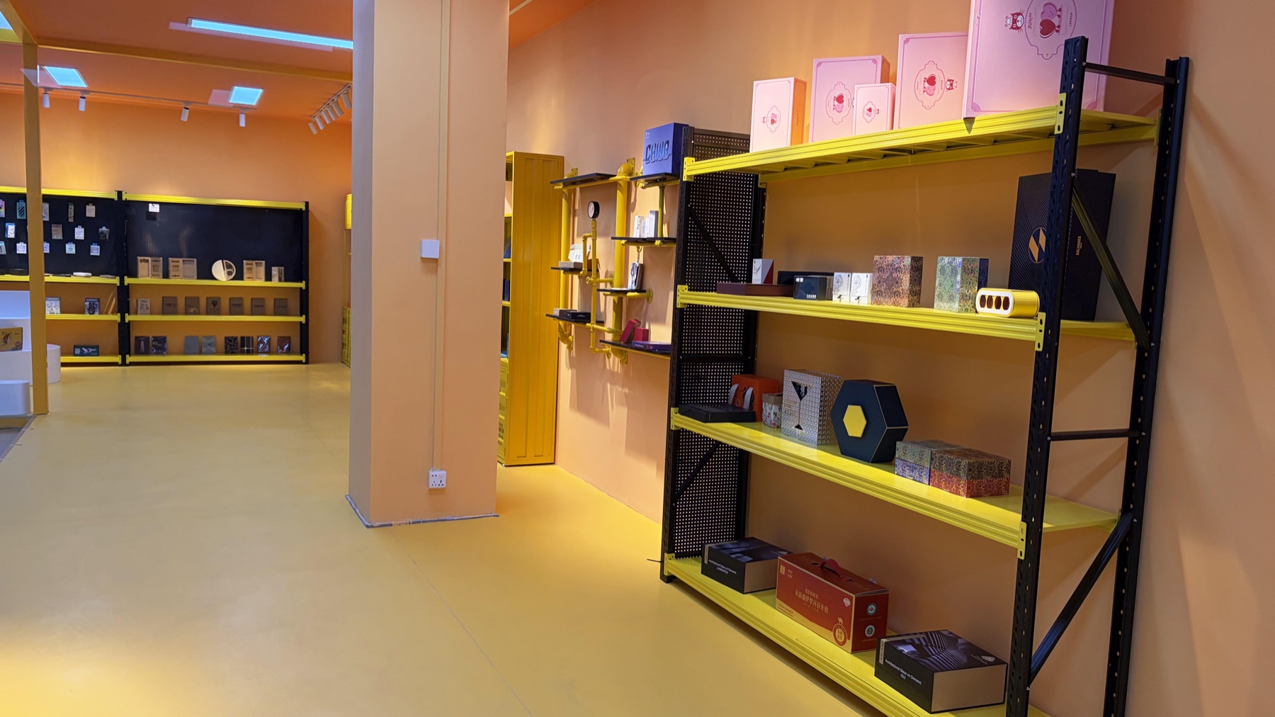Baosheng Label product sample showroom